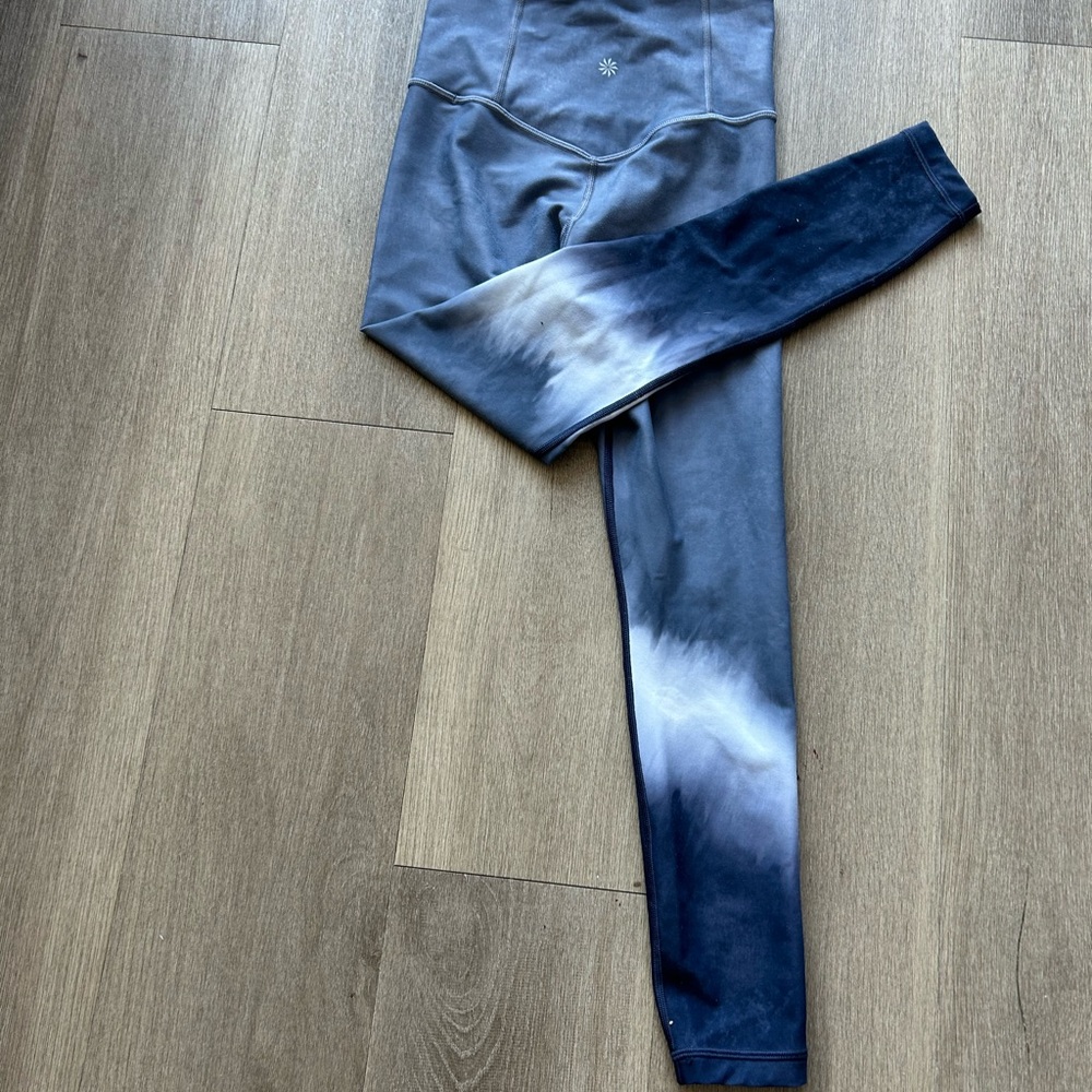 Athleta Blue and White Diagonal Fade Leggings